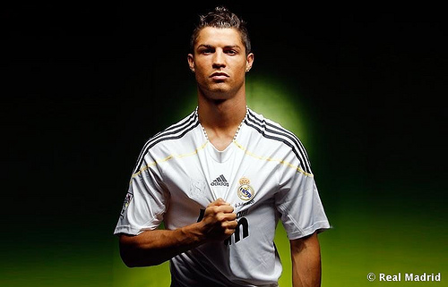 CR9  